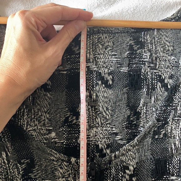 Wool dress - Picture 11 of 11